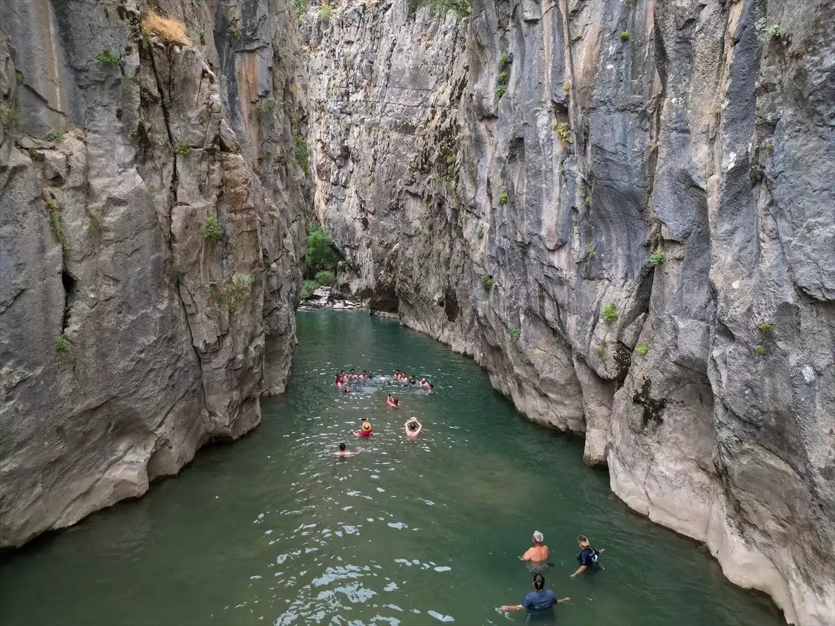 Masiro Kanyonu’na Yaz Akını
